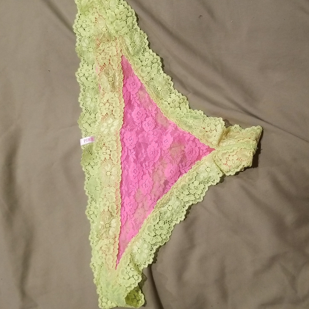 VS Pink Cheeky Lace panties